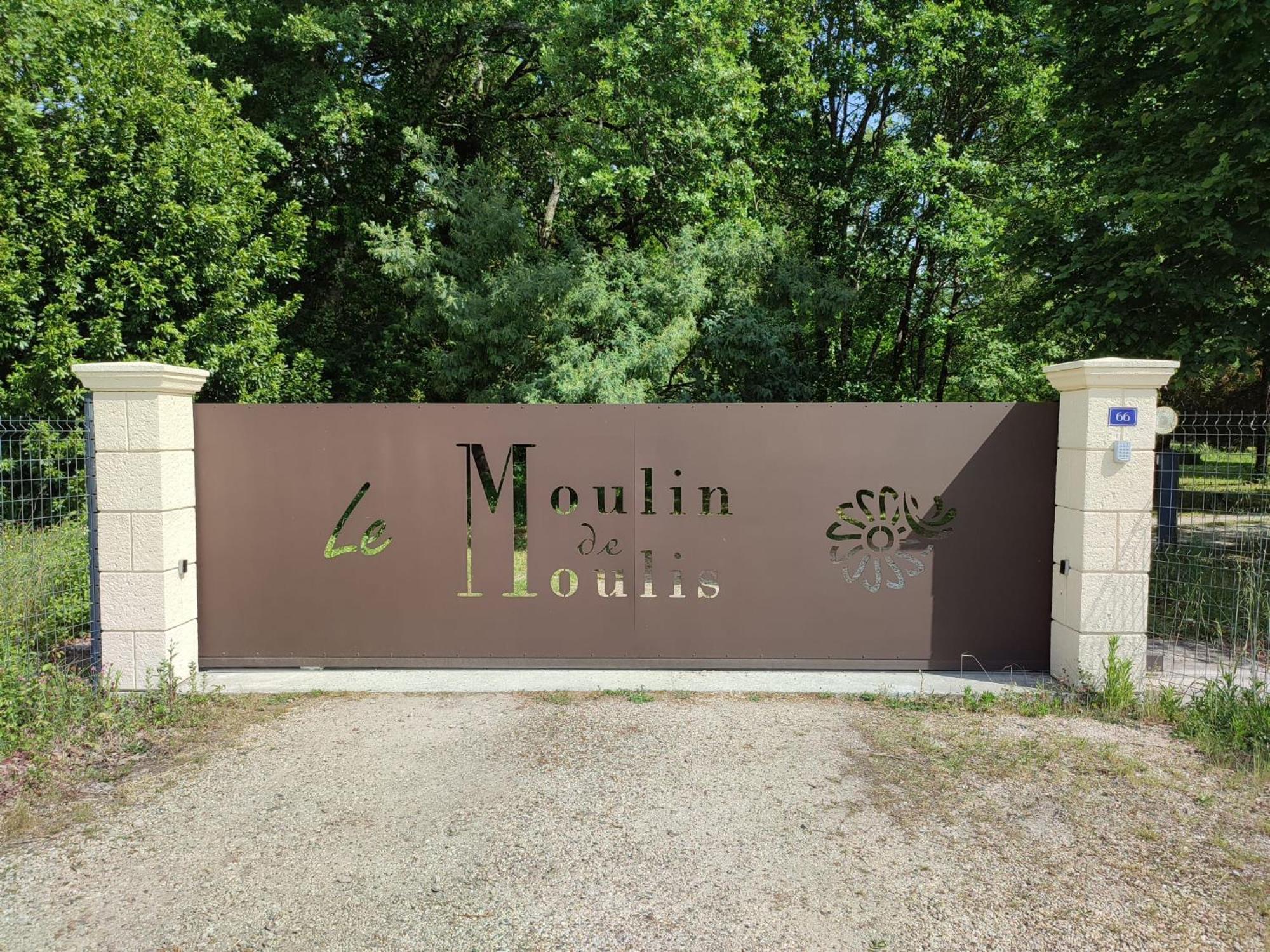 Chambre D'Hotes Le Moulin De Moulis Luaran gambar