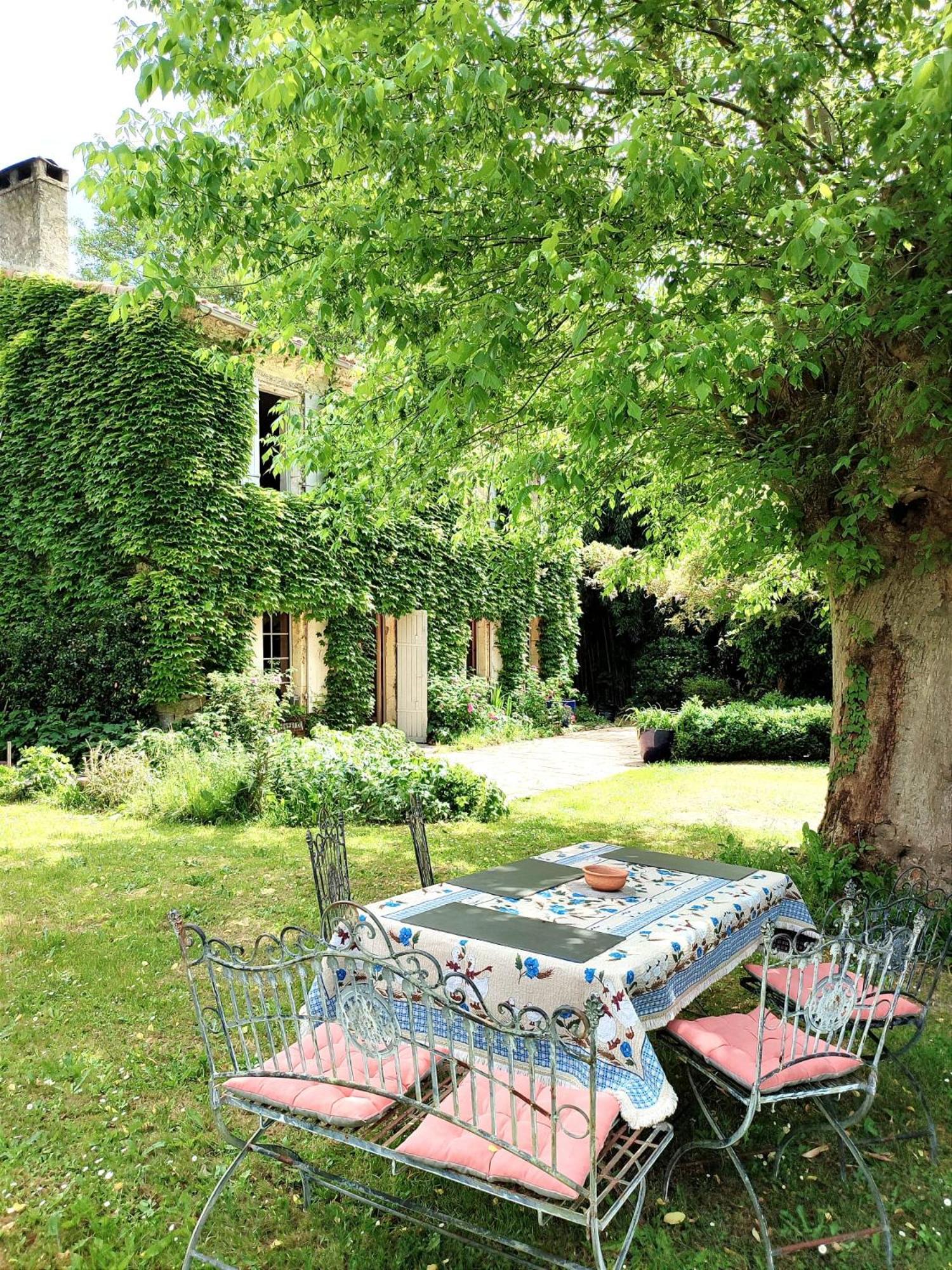 Chambre D'Hotes Le Moulin De Moulis Luaran gambar
