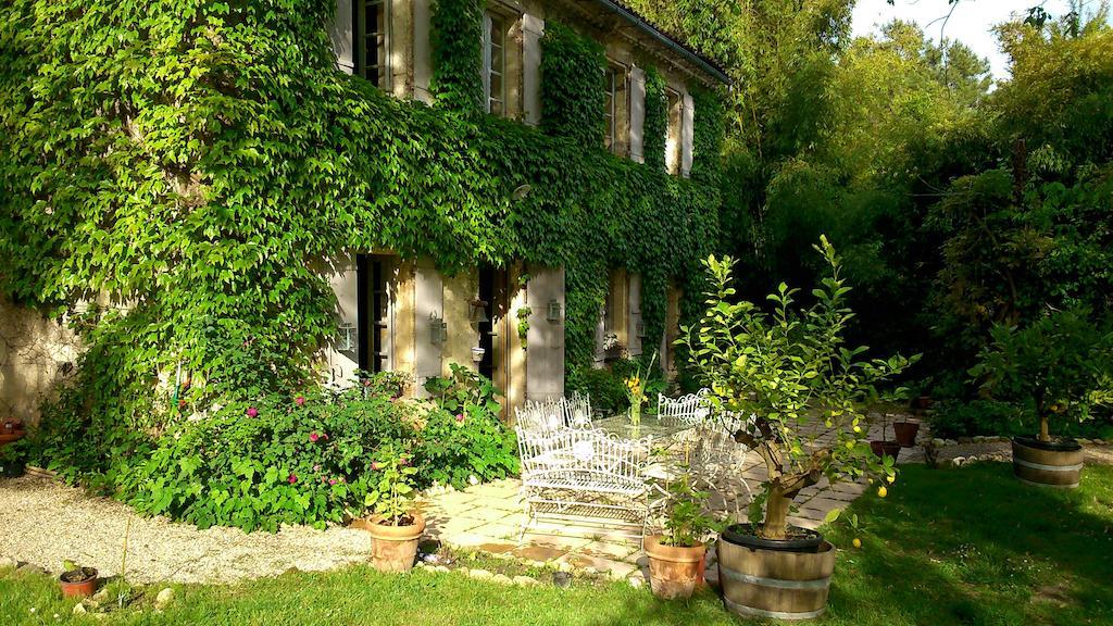 Chambre D'Hotes Le Moulin De Moulis Luaran gambar