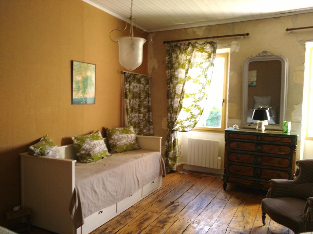 Chambre D'Hotes Le Moulin De Moulis Luaran gambar